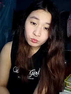 Snapshot of -Datini- chatting on February 25, 12:37 pm -Datini- online show from February 25, 12:37 pm