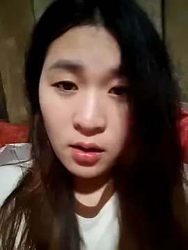 Snapshot of -Datini- chatting on February 27, 12:49 pm -Datini- online show from February 27, 12:49 pm