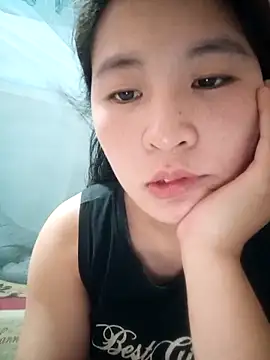 Snapshot of -Datini- chatting on March 2, 9:49 am -Datini- online show from March 2, 9:49 am