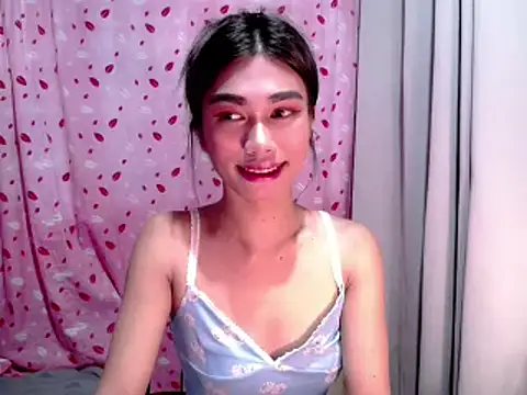 Snapshot of katrina_bigcock69 chatting on February 24, 5:44 pm katrina bigcock69 online show from February 24, 5:44 pm