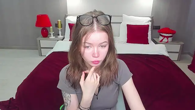 Violetta  Dreams online show from April 7, 4:24 am