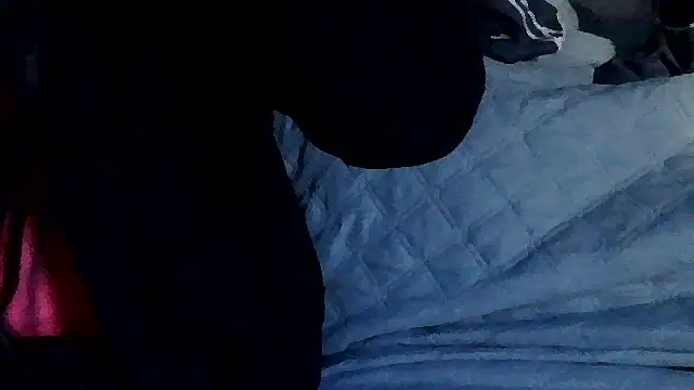Snapshot of luanahot1 chatting on April 26, 10:02 am luanahot1 online show from April 26, 10:02 am