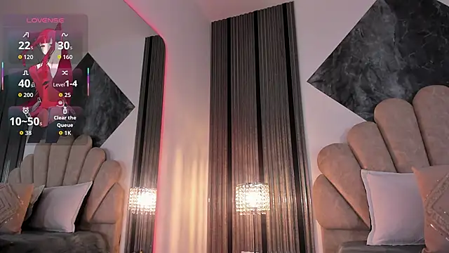 LunaVelour13 online show from March 29, 6:30 pm