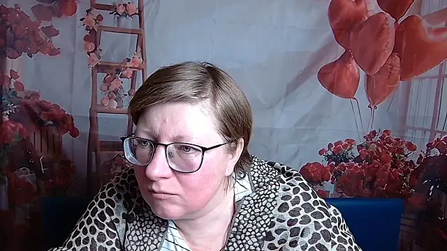 Snapshot of RadaChudna chatting on February 19, 6:09 am RadaChudna online show from February 19, 6:09 am