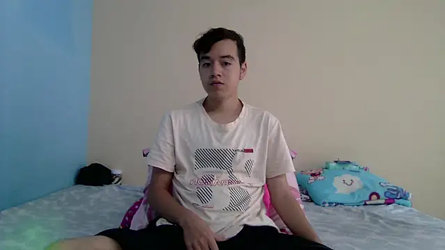 Snapshot of IronDante chatting on February 17, 12:45 pm IronDante online show from February 17, 12:45 pm