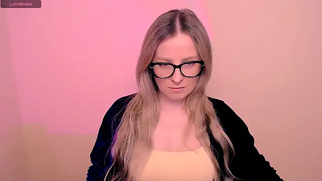 AnnePeach online show from March 26, 6:02 pm