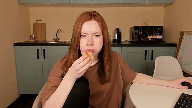 StellaBev online show from March 20, 5:56 am