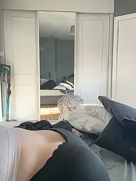 CurvyBx online show from April 12, 4:34 pm