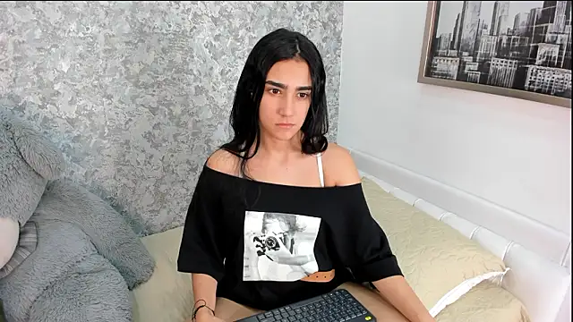 Anika H online show from March 26, 12:22 pm