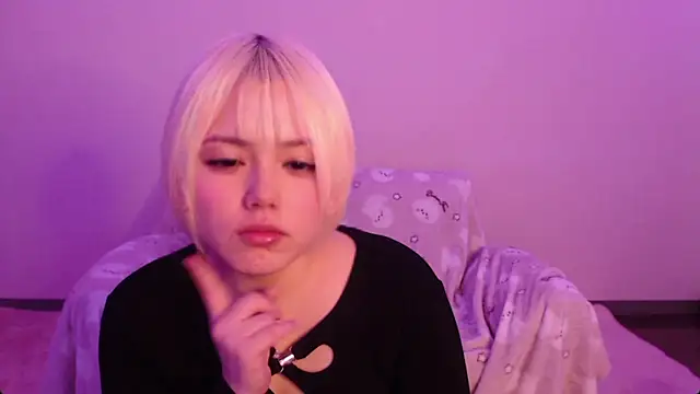 uru luv000 online show from March 3, 3:01 am