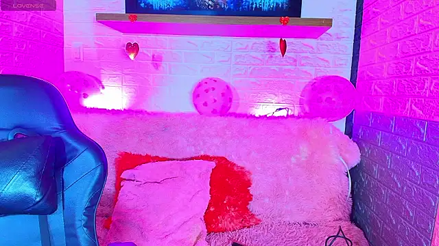 kiim xxx katta online show from March 25, 11:27 am