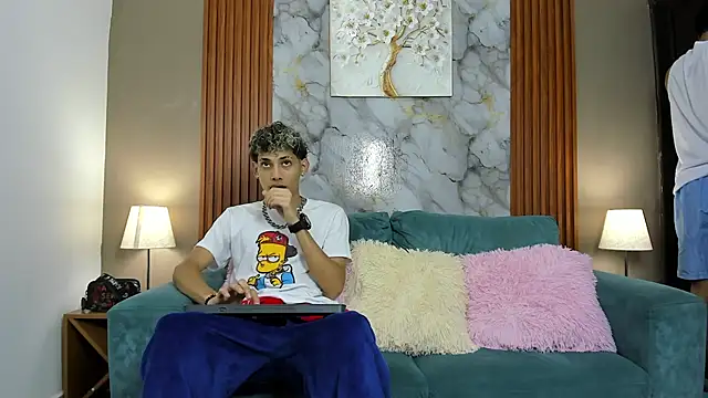 Snapshot of YOUNG_BOYS_HELL chatting on February 22, 1:18 am YOUNG BOYS HELL online show from February 22, 1:18 am