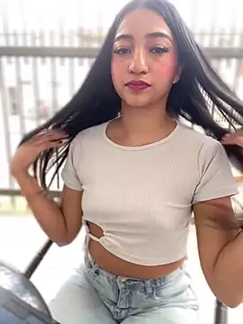 Daniela Pink online show from April 10, 2:55 pm