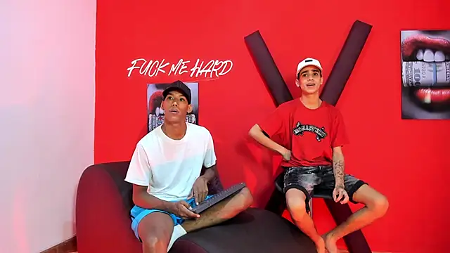 GREEN BOYS online show from February 14, 7:27 am