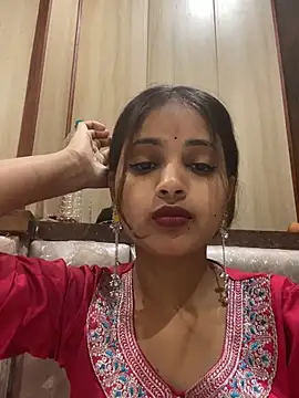 samayra1144 online show from May 25, 8:15 pm