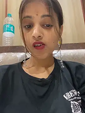 samayra1144 online show from May 26, 10:44 am