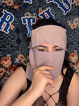 Snapshot of Lamarab chatting on March 2, 10:05 pm Lamarab online show from March 2, 10:05 pm