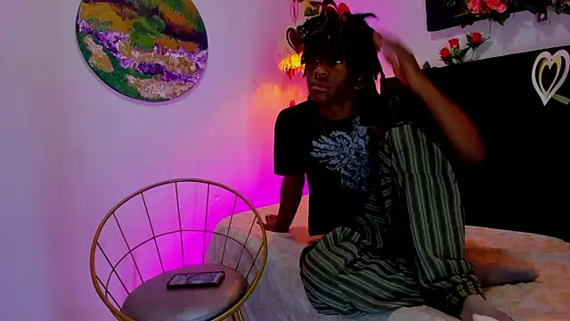 Snapshot of Mashall_lee chatting on February 19, 7:10 pm Mashall lee online show from February 19, 7:10 pm