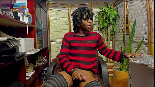 Mashall lee online show from April 15, 7:21 pm