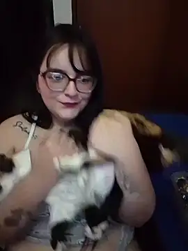 Snapshot of daphneev chatting on May 8, 5:24 am daphneev online show from May 8, 5:24 am