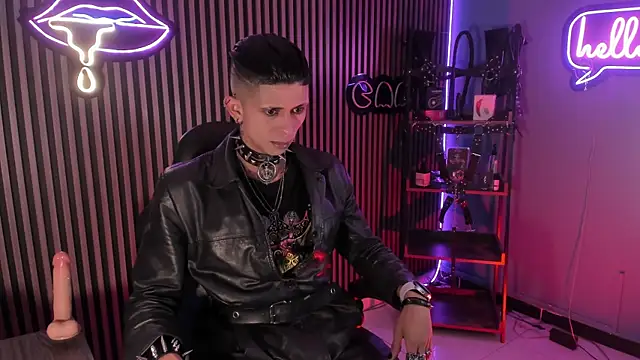 Maximoking26 online show from April 8, 8:47 am