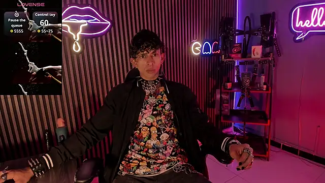 Maximoking26 online show from April 16, 4:24 am