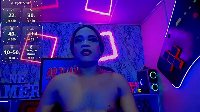 cristal villael  online show from February 28, 11:44 am