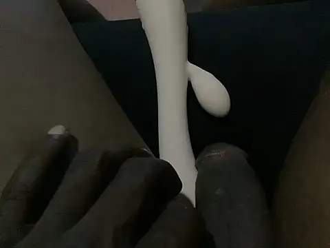 Snapshot of TICKDICK320 chatting on February 16, 7:10 pm TICKDICK320 online show from February 16, 7:10 pm