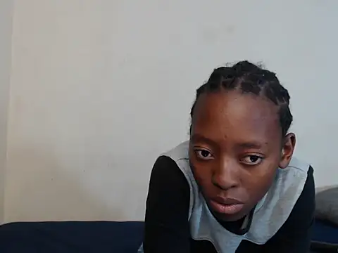 Snapshot of DarkPreddyBae chatting on February 20, 4:07 pm DarkPreddyBae online show from February 20, 4:07 pm