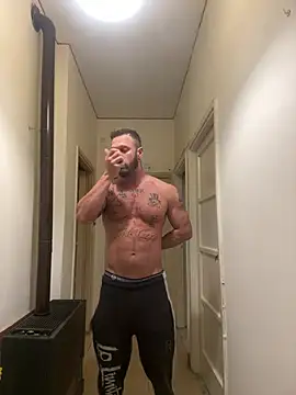 Tiziano94 online show from April 4, 12:53 am