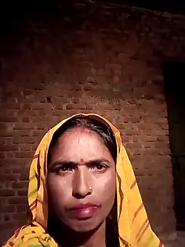 Snapshot of Hot_re83 chatting on February 28, 4:41 pm Hot re83 online show from February 28, 4:41 pm