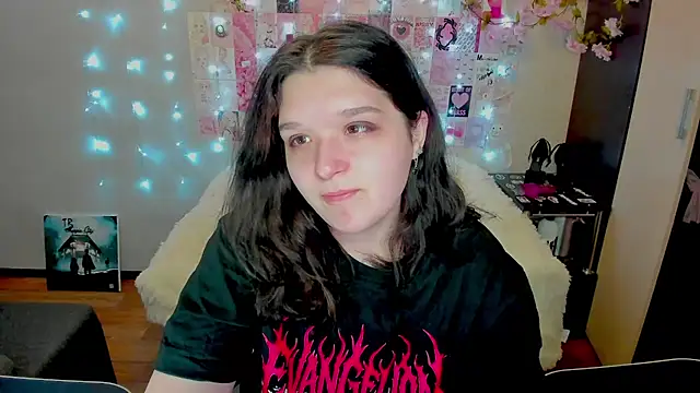 Snapshot of Kate_Acid chatting on April 29, 11:33 pm Kate Acid online show from April 29, 11:33 pm