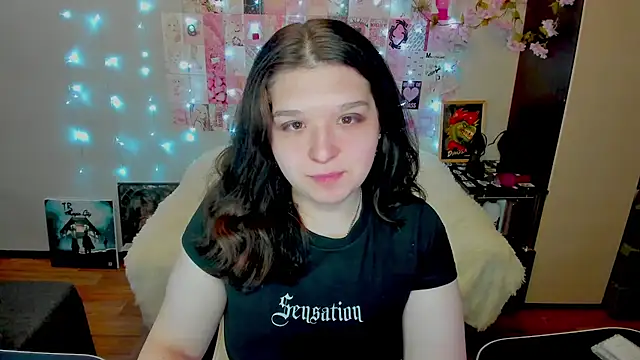 Snapshot of Kate_Acid chatting on May 3, 11:22 pm Kate Acid online show from May 3, 11:22 pm