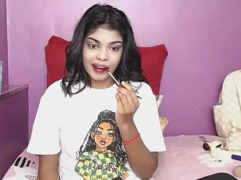 Snapshot of indianicon23 chatting on April 24, 6:38 am indianicon23 online show from April 24, 6:38 am