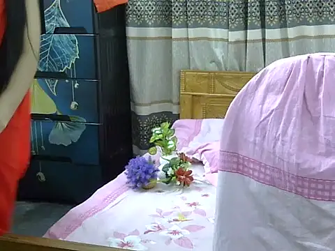 Sanaira 1999 online show from June 26, 6:56 pm