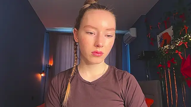 Anna Kare online show from March 2, 10:11 am