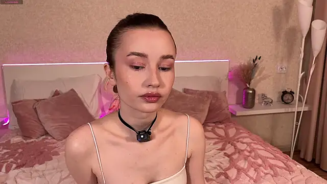 Kellris online show from March 25, 3:29 pm