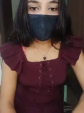 Snapshot of Cutie_babes01 chatting on June 2, 3:25 pm Cutie babes01 online show from June 2, 3:25 pm