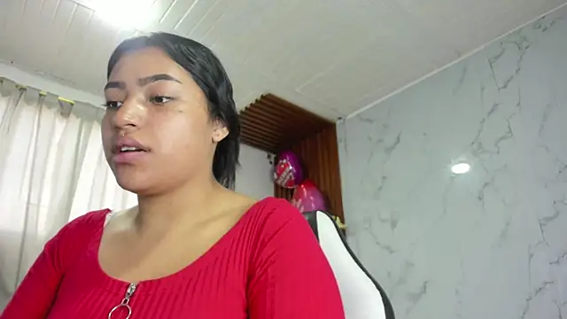 Snapshot of adhara__messY chatting on April 20, 1:58 pm adhara messY online show from April 20, 1:58 pm