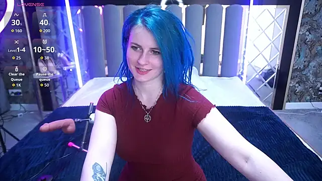 Snapshot of AlisaGracee chatting on June 5, 5:47 am AlisaGracee online show from June 5, 5:47 am
