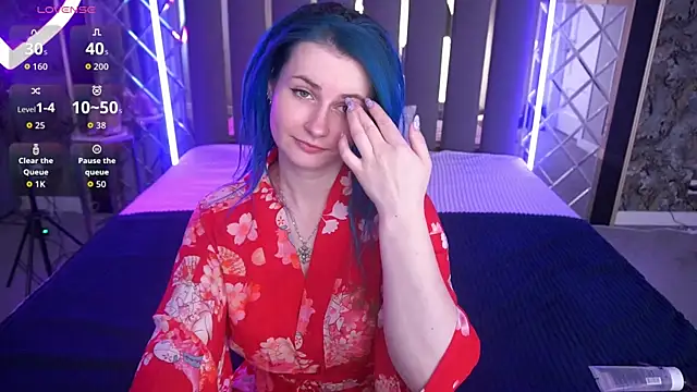 Snapshot of AlisaGracee chatting on June 14, 5:42 am AlisaGracee online show from June 14, 5:42 am