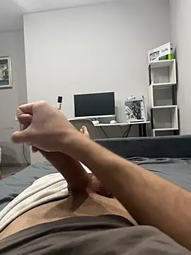 nightshiftt09 online show from March 6, 12:07 am