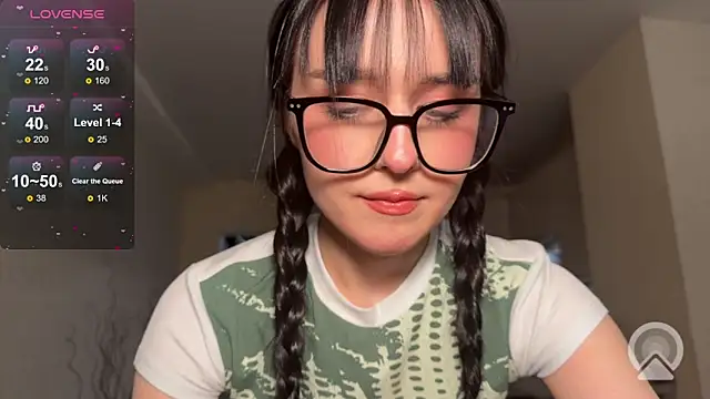 alicelanei online show from April 7, 7:47 pm