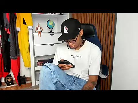 yandi hot online show from February 25, 2:05 pm