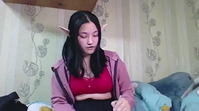 Snapshot of yourcutevikki chatting on February 22, 5:11 pm yourcutevikki online show from February 22, 5:11 pm