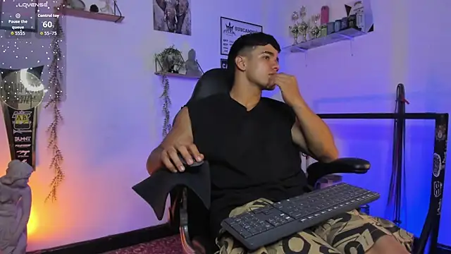 Rob zaens33 online show from March 20, 2:33 pm