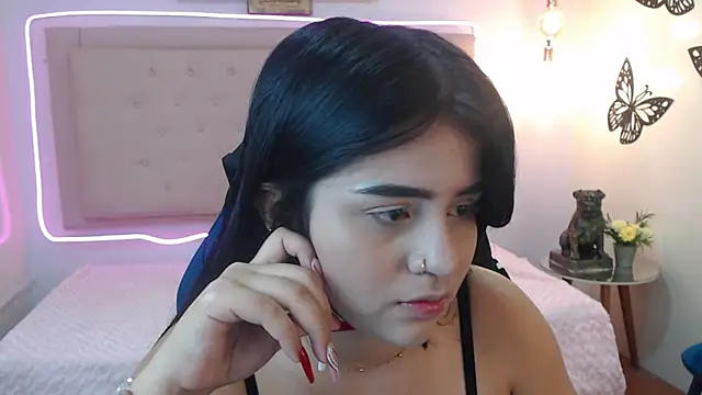 mila quin online show from April 19, 12:59 pm