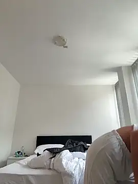 Amberbanxx online show from April 10, 8:19 am