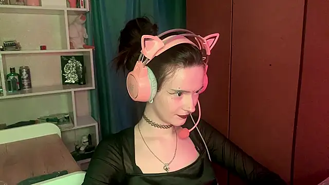 Snapshot of MabelDefina chatting on February 24, 11:08 am MabelDefina online show from February 24, 11:08 am