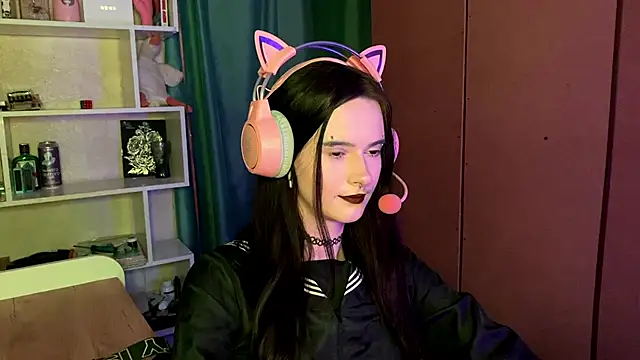 Snapshot of MabelDefina chatting on February 27, 11:10 am MabelDefina online show from February 27, 11:10 am